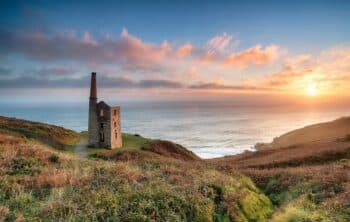 What to do in Cornwall in April?